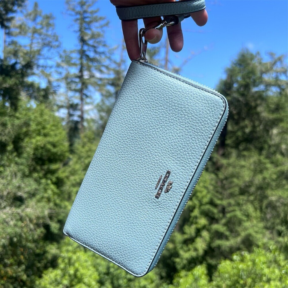 COACH Long Zip-Around Light Blue Pebble Leather Wallet Silver Hardware AUTHENTIC